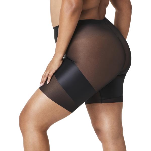Spanx_Midthigh_x_booty_lifting_short_10493R