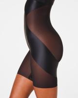 Spanx_Midthigh_x_booty_lifting_short_10493R_7