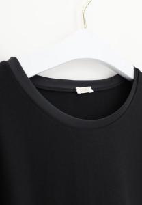 Perfect_Line_Cotton___T_Shirt_Long_Sleeve